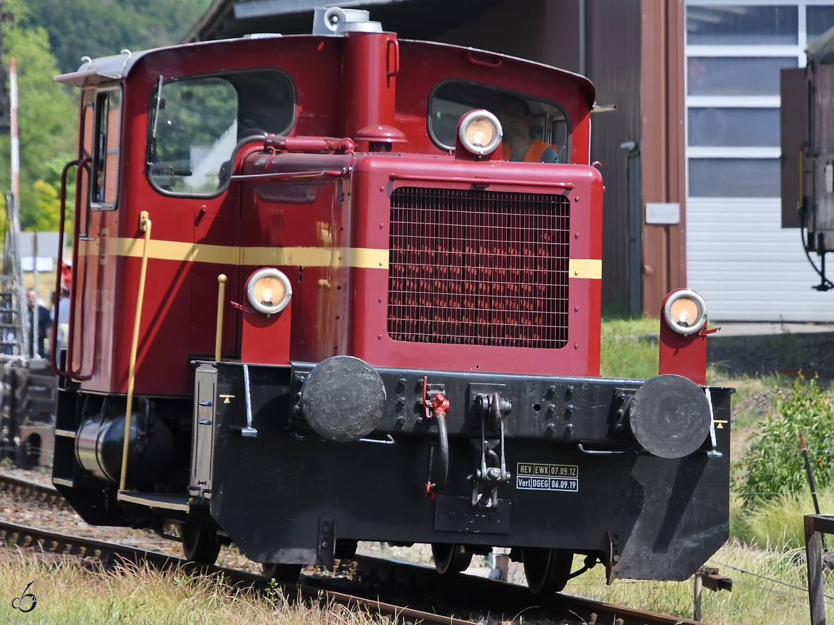 Die Rangierlokomotive 332 306-0 war Anfang Juni 2019 im Eisenbahnmuseum Bochum-Dahlhausen unterwegs.