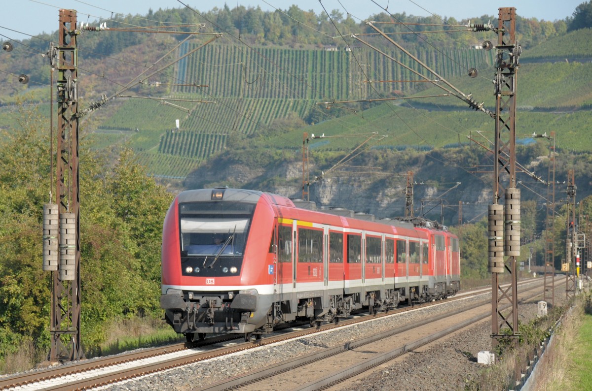 Die RE aus Frankfurt am 01.10.13 mit doppelter 11er bei Himmelstadt/Main