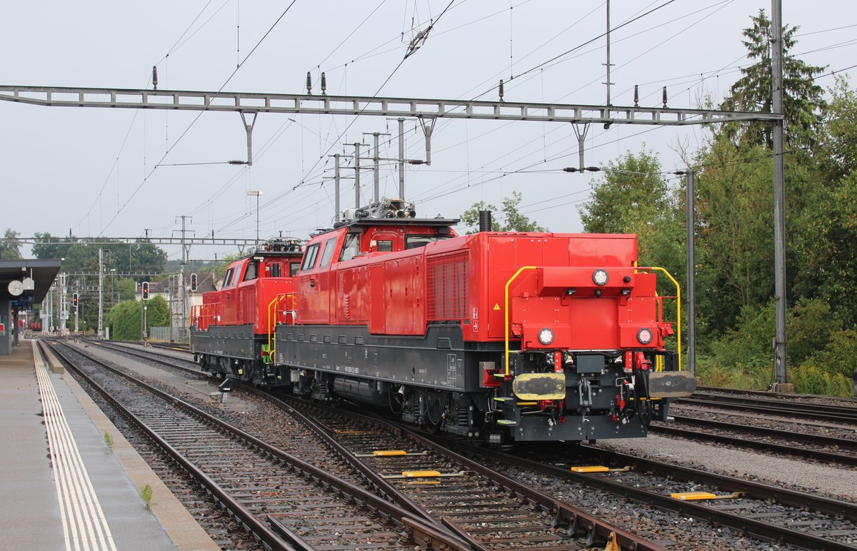 Die SBB Aem 940 001 und SBB Aem 940 004 abgestellt am 13. August 2018 im Bahnhof Sulgen.