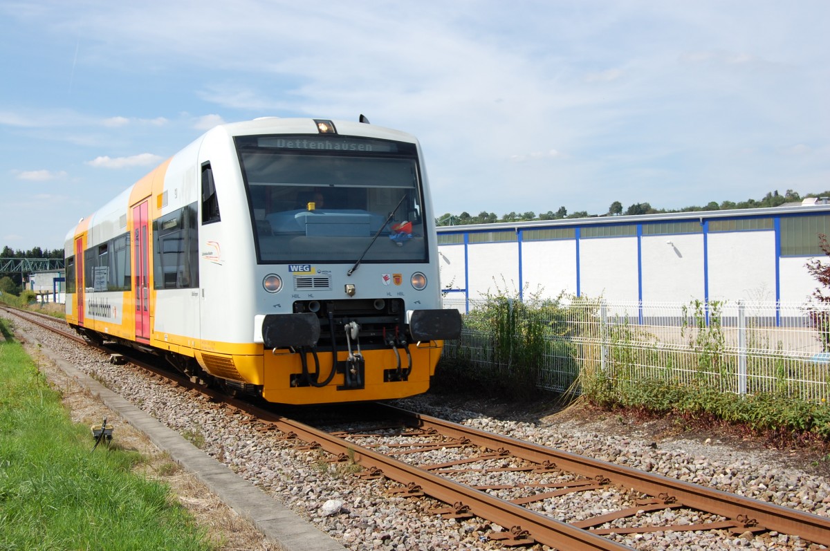 Die Schnbuchbahn am 15. August 2013 vor dem Endbahnhof in Dettenhausen.