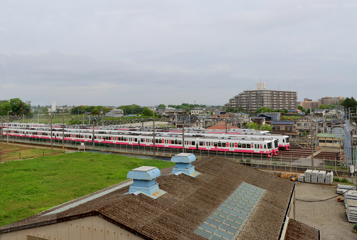 Die Shin Keisei Bahn: Blick auf das Betriebswerk der Bahn in Kunugiyama, am Rande der Agglomeration Tokyo. 1.Mai 2022 