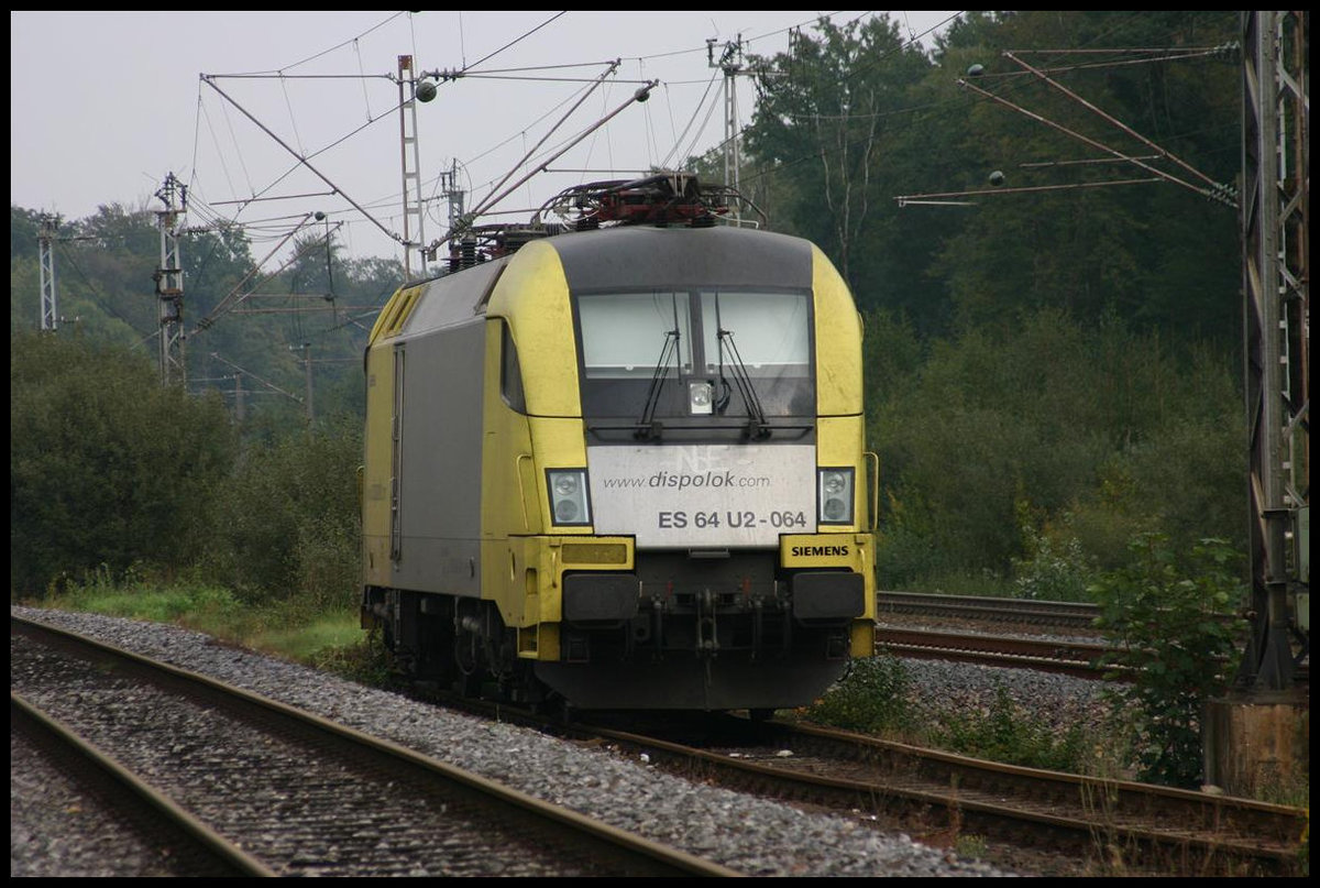 Die Siemens Dispolok ES64-U2-064 wartete am 3.10.2006 im Bahnhof Bad Bentheim auf ihren nächsten Einsatz.