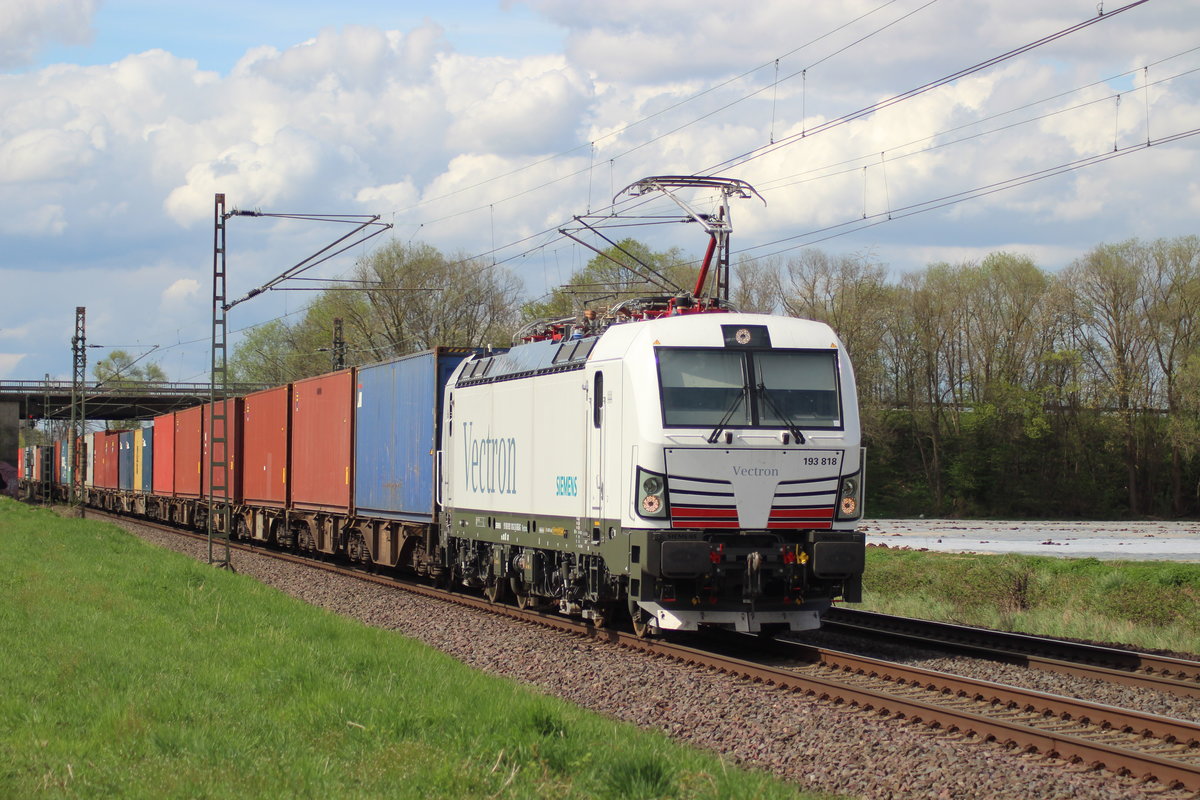 Die Siemens vectron am 15.04.2018 in Roisdorf Richtung Bonn