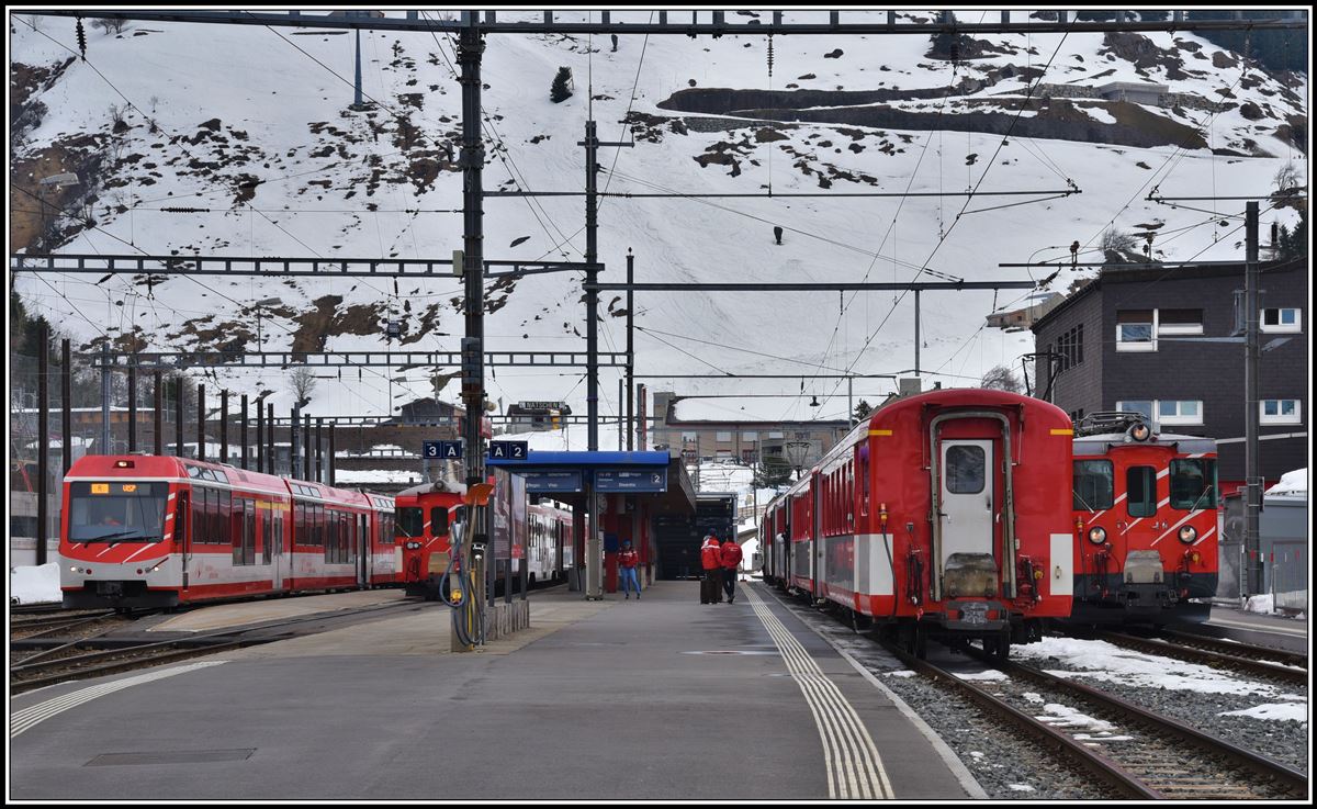 Die  Spinne  von Andermatt mit Zügen nach Disentis, Göschenen und Visp. (10.04.2019)