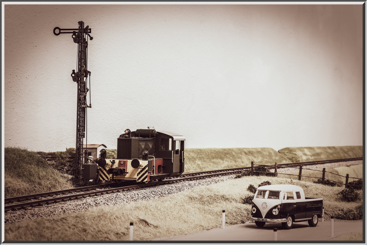 Die Spur 1 Anlage  in Gleinstätten nimmt Form an. 

Der Hausherr der Freunde der Sulmtalbahn baut neben  der Modulanlage eine gewaltige SPR 1 Anlage. Nach und nach wird bereits am Gelände gearbeitet. 
Dabei kommt natürlich auch eine Köf zum Einsatz. 

Auch im Mai gibt es wieder 2 Tage an denen man die Anlagen besichtigen kann. 
Der 18. und 19.Mai lassen dann wohl wieder so manche Augen erstrahlen. 

28-04-2019

