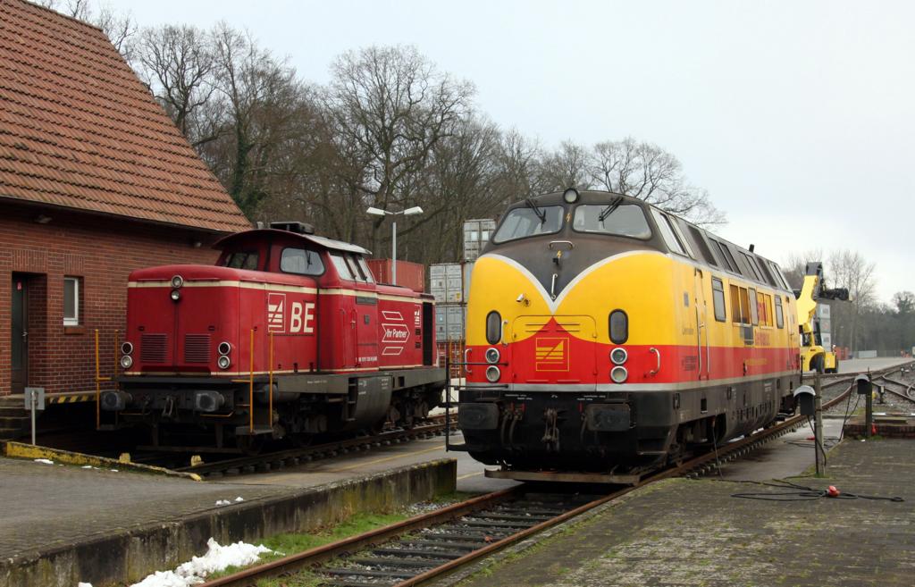 Die stärkste Diesellok bei der Bentheimer Eisenbahn, Lok  Coevorden , hatte am 3.2.2015 im Bentheimer Bahnhof eine Zusammentreffen ebenfalls mit einer ehemaligen DB Lok. In diesem Fall war es die D 21 der BE.