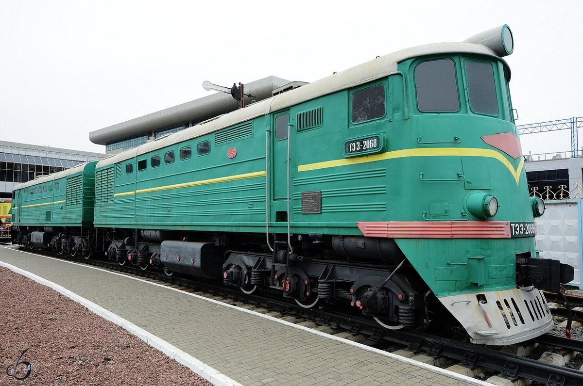 Die TE3-206 in auf dem Gelände des Bahnhofes Kiev-Passazhirsky. (Aufnahme vom 09.04.2016)