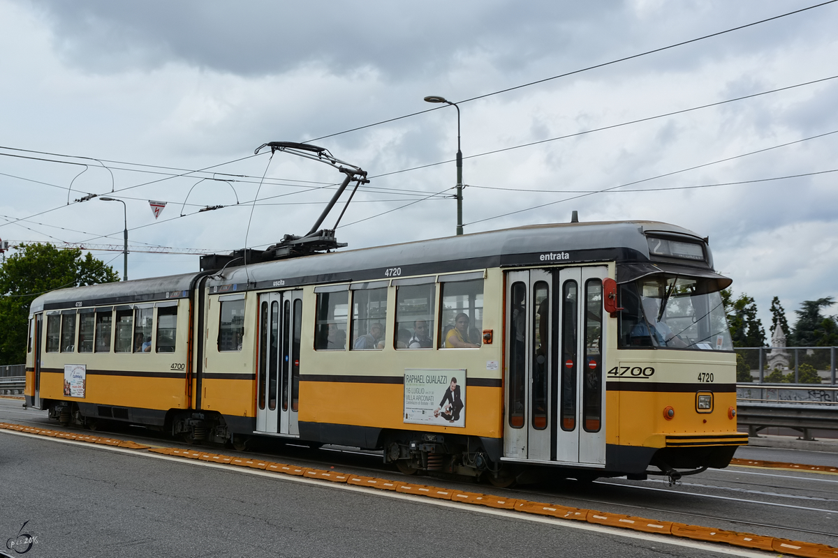 Die Tram 4720 in Mailand. (Juni 2014)