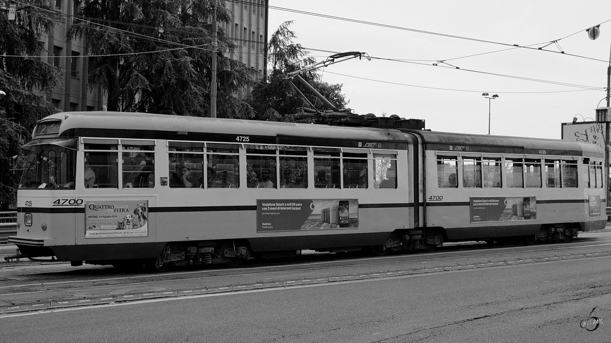 Die Tram 4725 in Mailand. (Juni 2014)