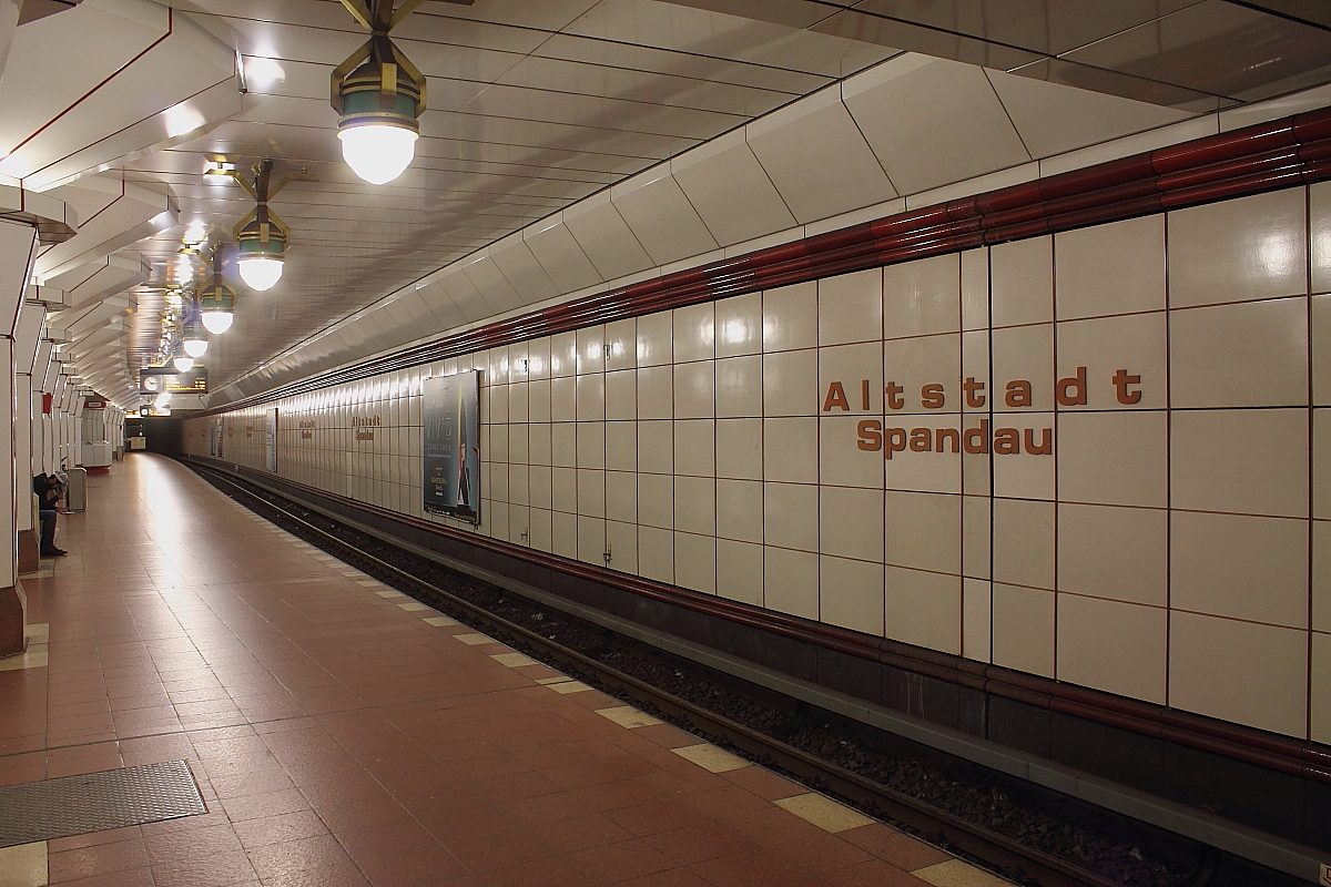 Die U-Bahn Station auf der U 7 Spandau-Altstadt am 05.05.2019.