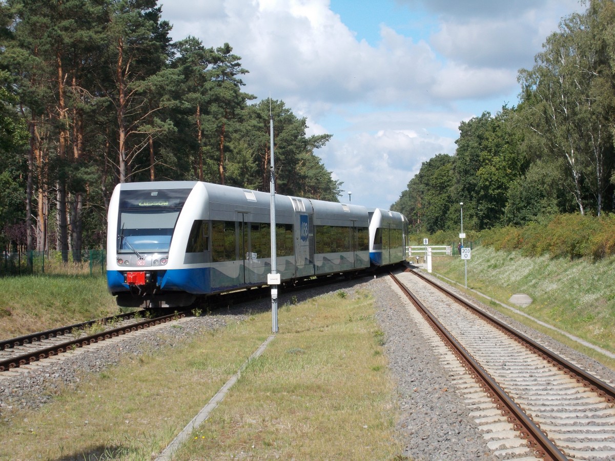Die UBB,mit dem 646 105,129 und 128,am 23.August 2014,bei der Ausfahrt nach Züssow aus den polnischen Bahnhof Swinoujscie Centrum.Der Mast ließ sich nicht vermeiden .