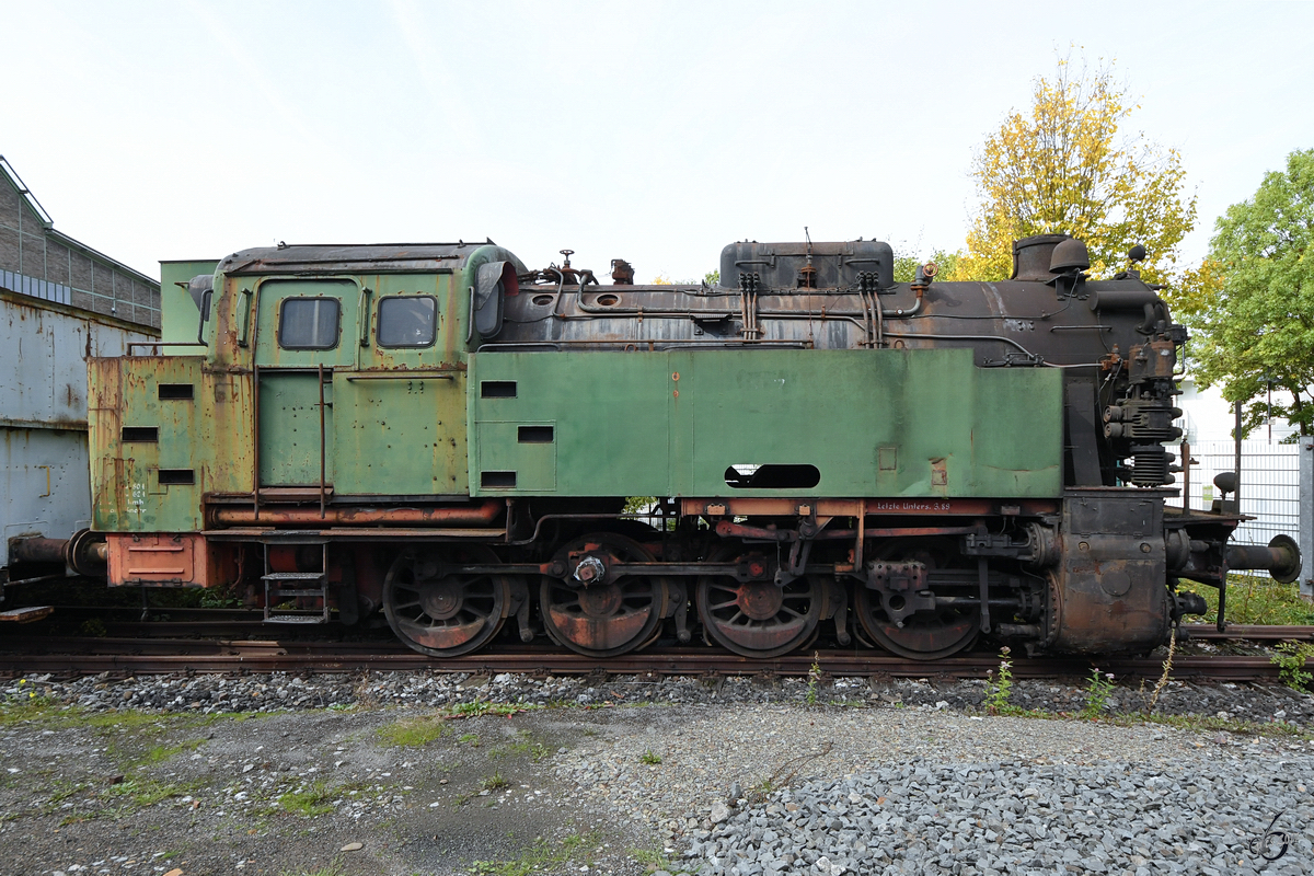 Die Verschublokomotive Krupp 3077  Emil Mayrisch 5  am 07.11.2015 im Westfälischen Industriemuseum Hattingen.