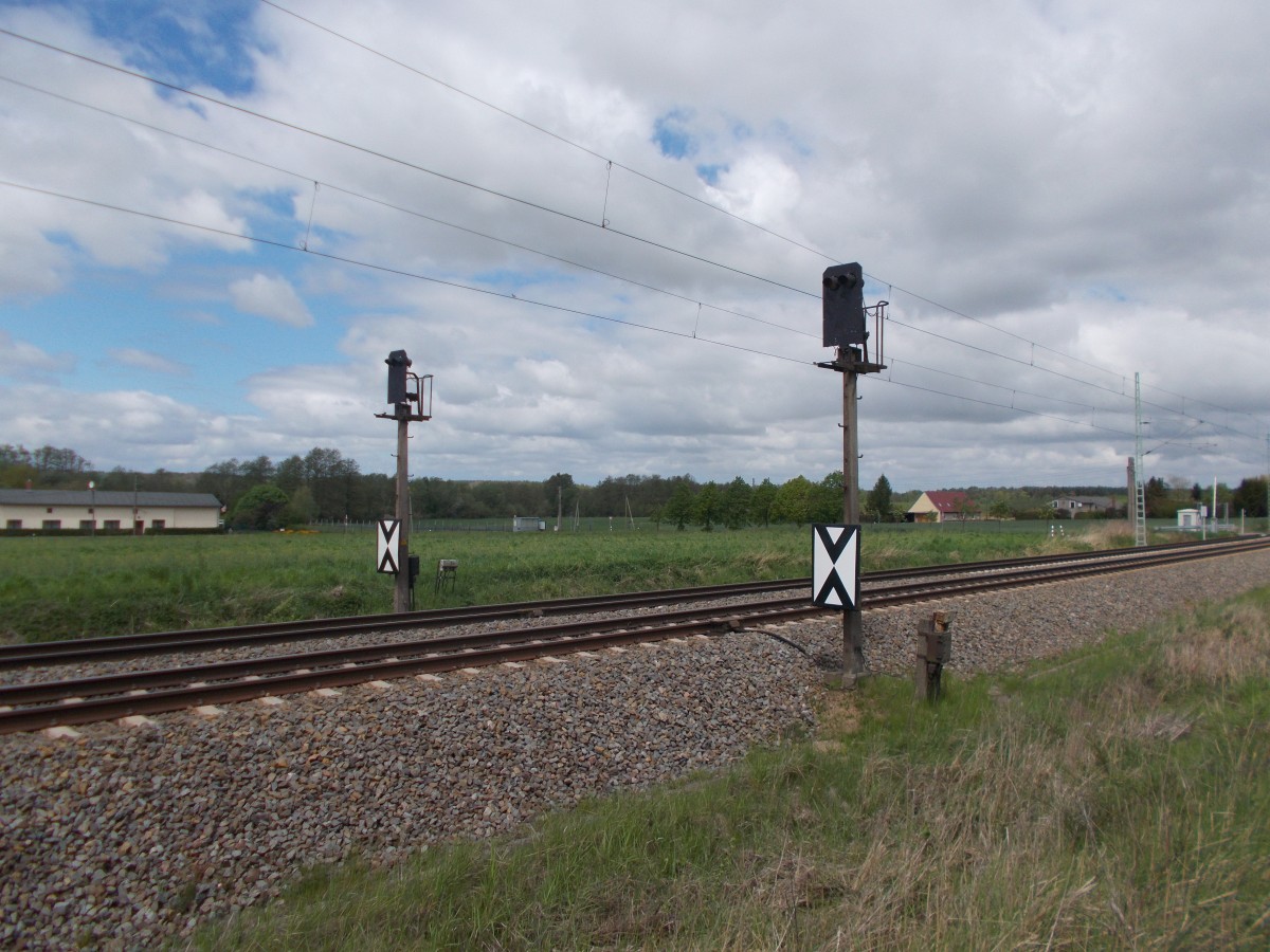 Die Vorsignale vom Abzw Schwaan Süd am 14.Mai 2015.