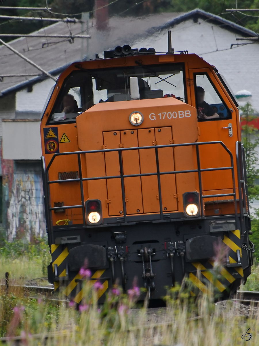 Die Vossloh G1700BB Nr. 46 der Kreisbahn Siegen-Wittgenstein war Ende Juli 2020 solo in Ennepetal unterwegs.
