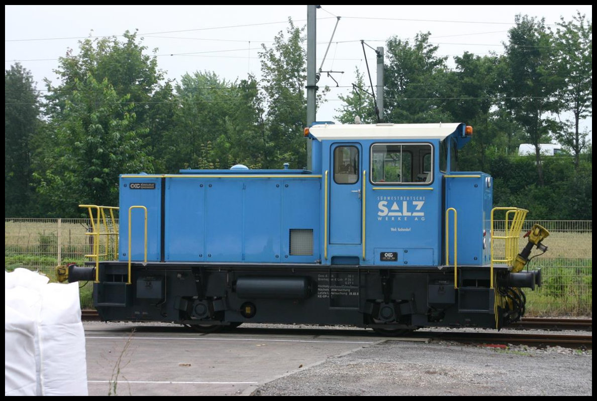 Die Werklok der Südwestdeutsche Salzwerke AG, Werk Kochendorf, war am 8.7.2006 im Einsatz zu beobachten. Es handelt sich um eine Kaelble und Gmeinder Diesellok.