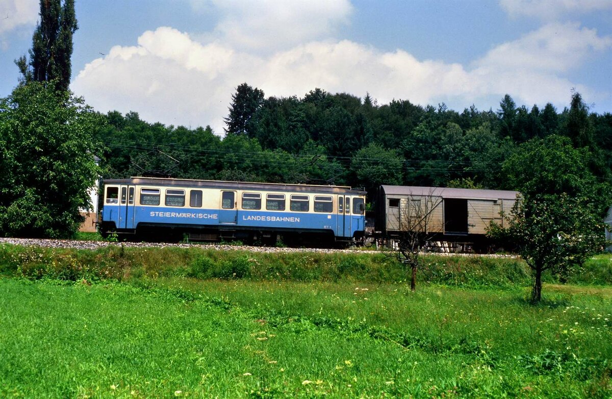 Die Zukunft der Gleichenberger Bahn ist sehr unsicher, daher sollte sie auch von Eisenbahnfans wie uns allen hier unterstützt werden. Datum: 01.08.1986