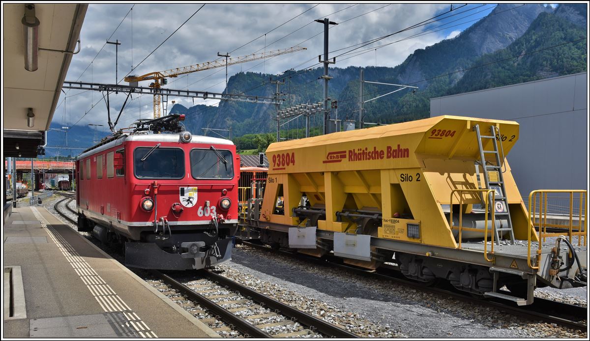 Dienstfahrt mit Ge 4/4 I 603 (Badus)Richtung Chur in Untervaz-Trimmis. (05.06.2020)