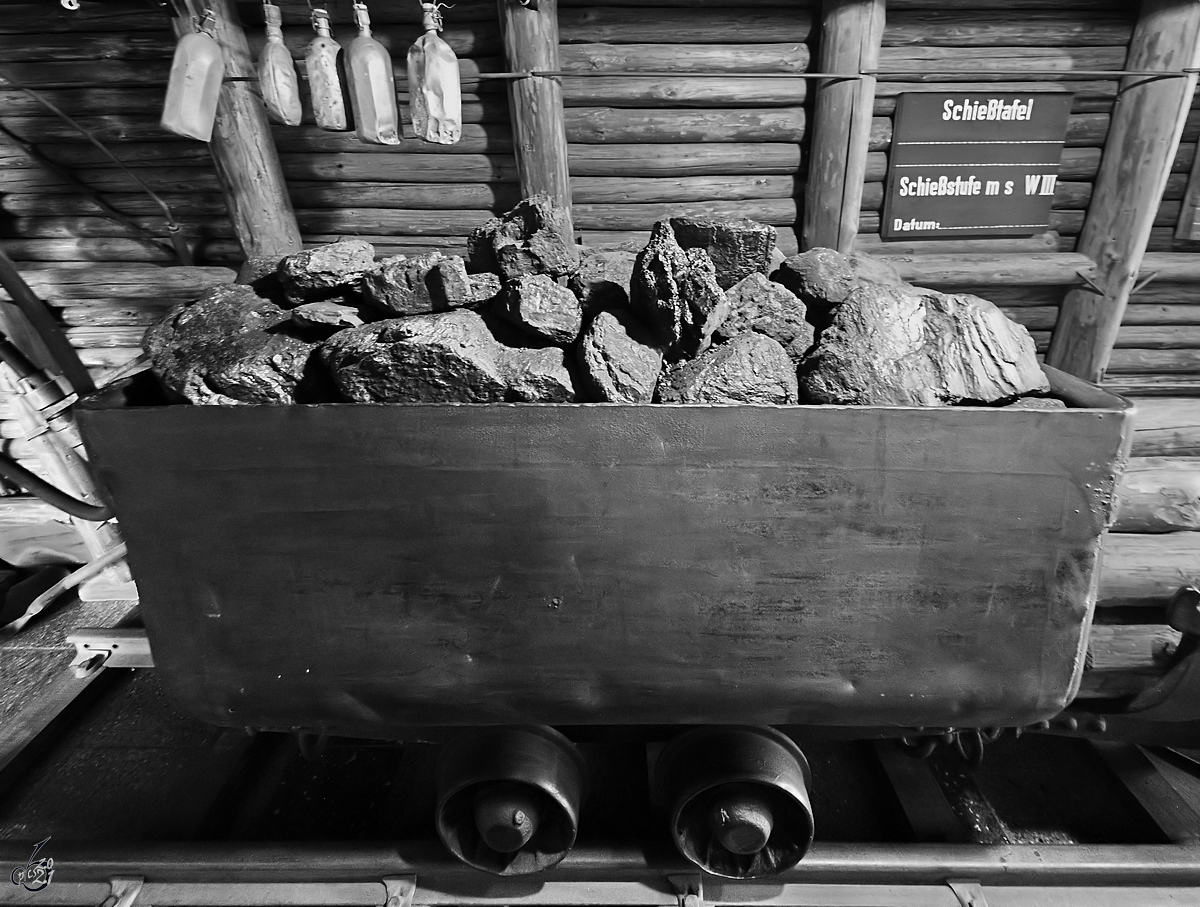 Diese Bergbaulore ist Teil der Ausstellung im Heimatmuseum  Unser Fritz  in Herne. (August 2021)