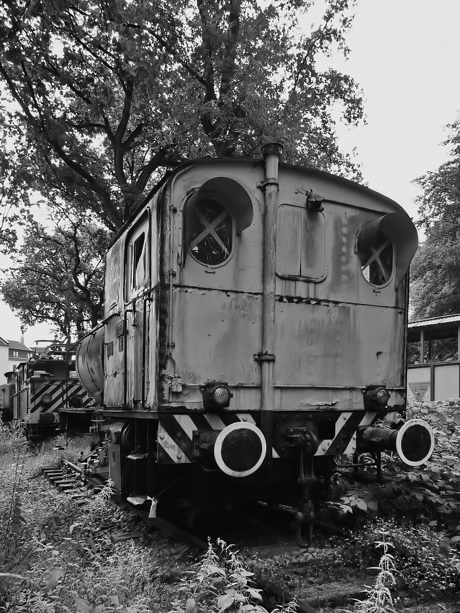 Diese Dampfspeicherlokomotive mit der Werknummer 25481 wurde 1953 bei Henschel gebaut und ist Teil der Ausstellung im Heimatmuseum  Unser Fritz  in Herne. (August 2021)