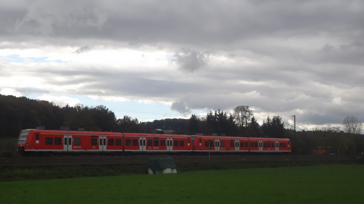 Diese Doppeltraktion 426 befuhr als RB Plochingen-Geislingen die Filstalbahn (Ebersbach, Oktober 2014).