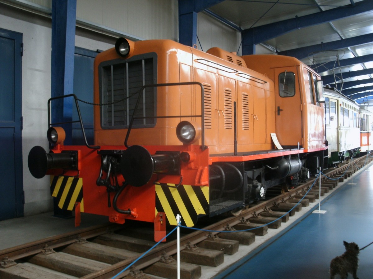 Diese Werklok steht im Eisenbahn-und Technikmuseum Prora.Aufnahme vom 12.April 2014.