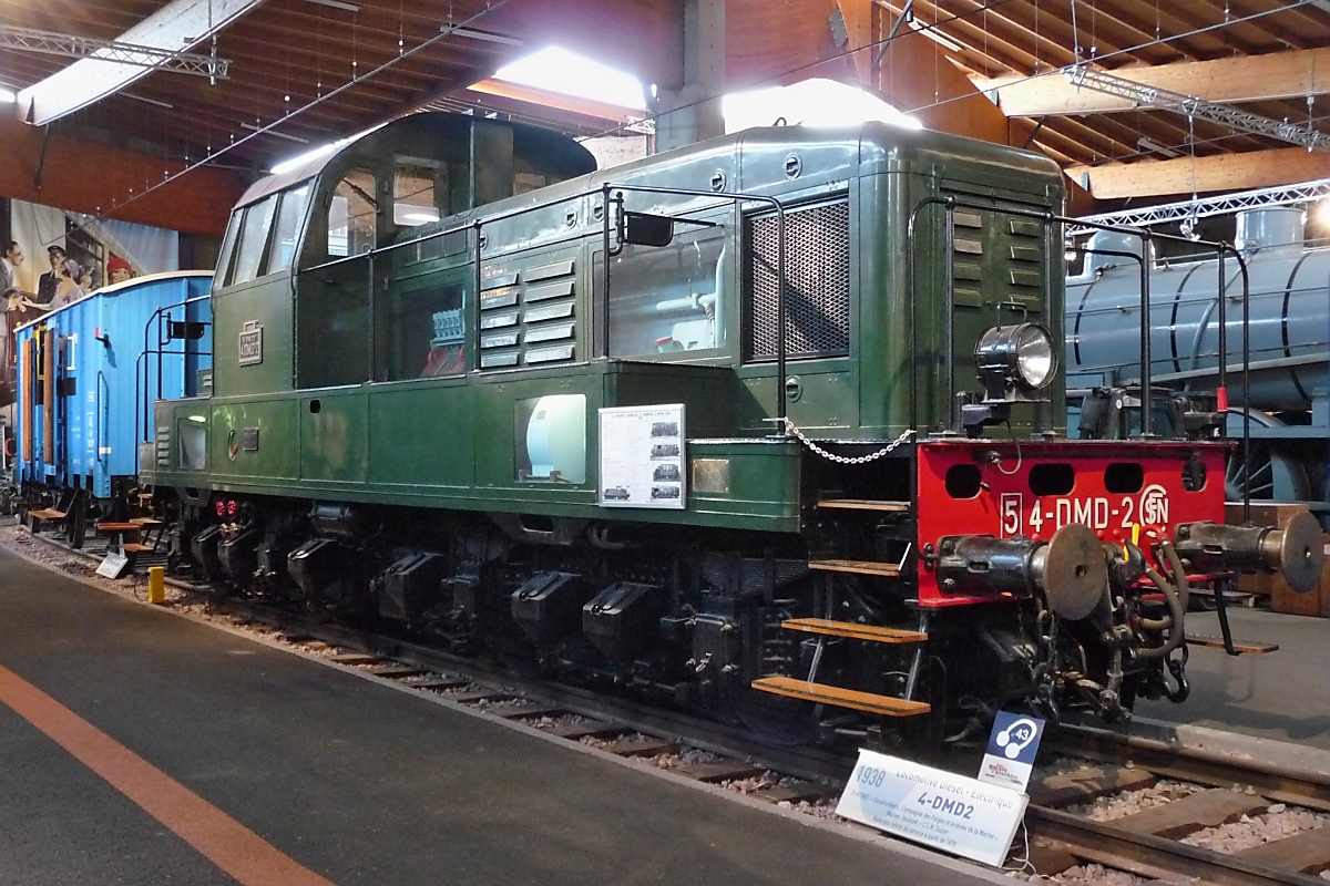 Dieselelektrische Lok 4-DMD2, Baujahr 1938, in Betrieb bis 1970, Cité du train, 2.10.12