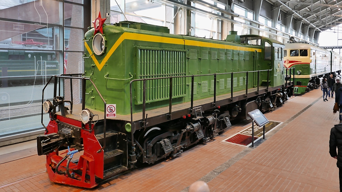 Diesellok ТЭ1-20-135, Baujahr 1949, im Russischen Eisenbahnmuseum in St. Petersburg, 4.11.2017 