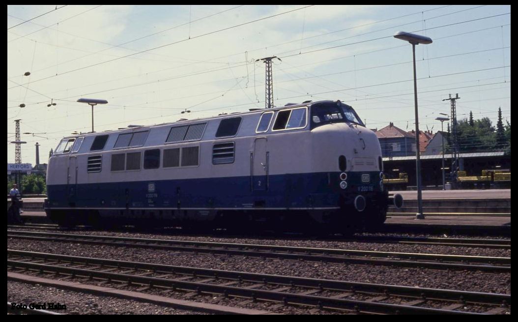 Diesellok 200116 war beim Jubiläum 1200 Jahre Herford dabei und machte am 17.6.1989 im Bahnhof Herford Führerstands Mitfahrten.