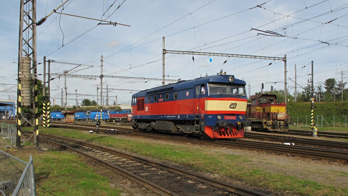 Diesellok 749 121-0  Bardotka  in České Budějovice (22.9.2018)