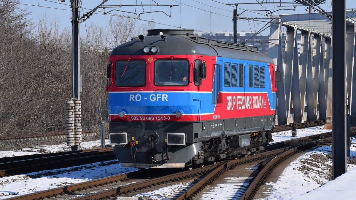 Diesellok 92-53-0-60 1513-0 der GFR manövriert am 24.01.2018 in Bahnhof Bucuresti Baneasa.