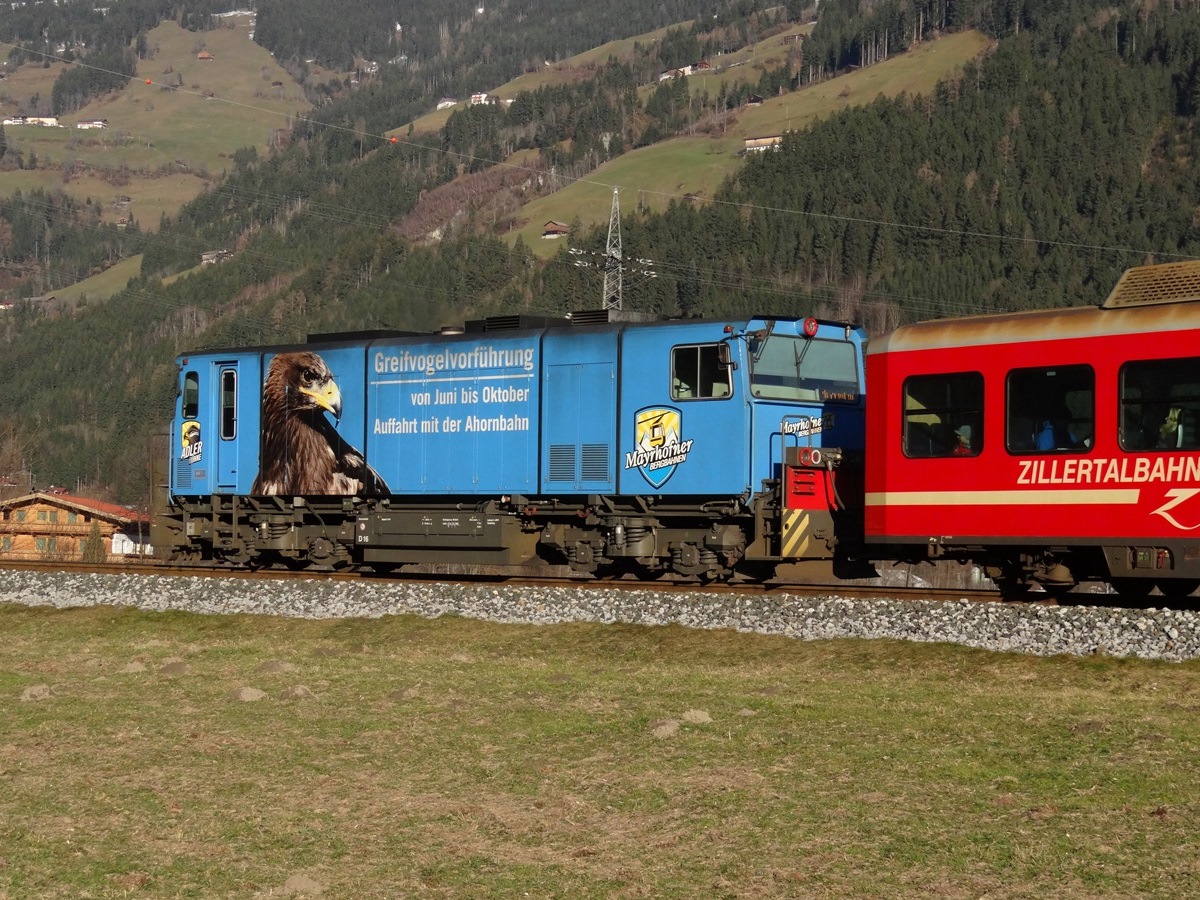 Diesellok D 16 (Gmeinder) mit werbung, Zell Am Ziller, 06-02-2014