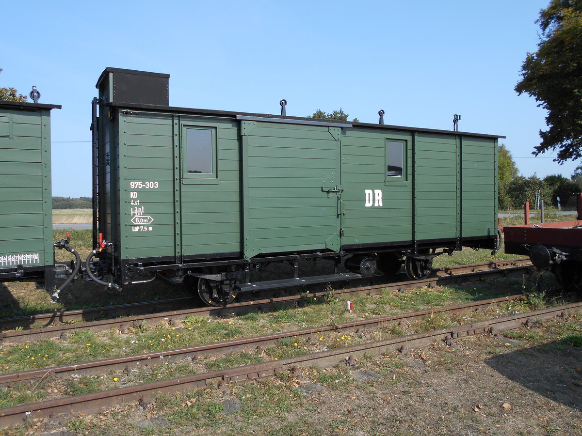 Dieser KD 975-303 ist beim Polo im Einsatz und stand,am 29.August 2018,in Mesendorf.
