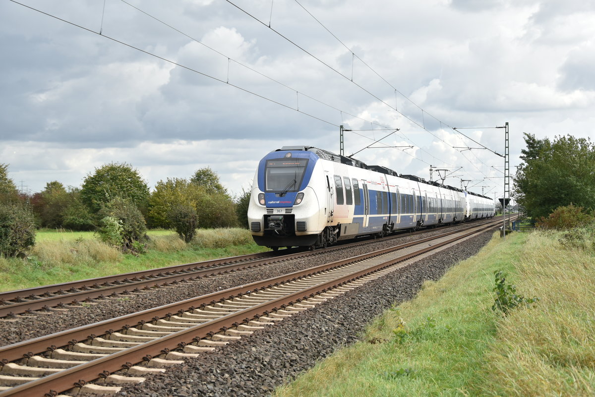 Dieser NX Hamsterzug vom 367 geführt fährt hier bei Allerheiligen als RE7 nach Krefeld Hbf. 3.10.2017