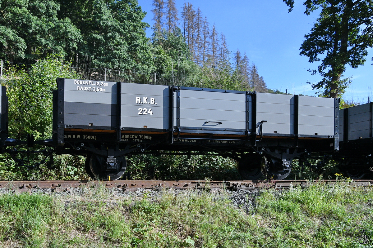 Dieser offene Güterwagen (R.K.B.224) war Ende Juli 2022 in Hüinghausen zu sehen.