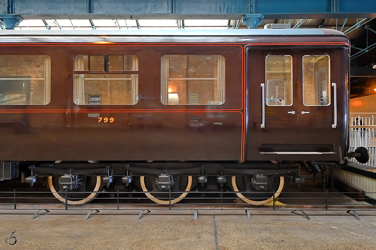 Dieser Salonwagen wurde 1941 gebaut und diente Queen Elizabeth für ihre Reisen durch´s Land. (National Railway Museum York, Mai 2019)