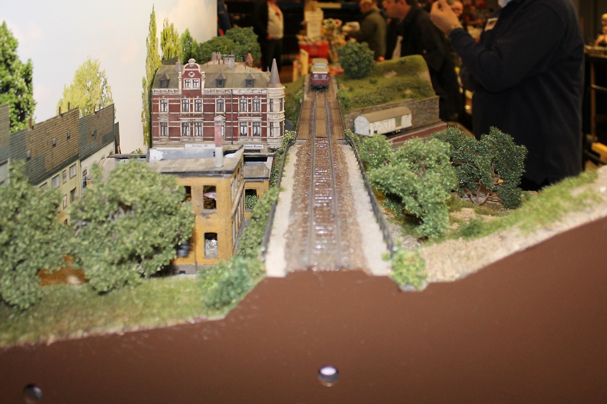 Diorama  Am Dreieck  

Internationale Modellbahnausstellung der IGM Kaarst, 23.02.2013 