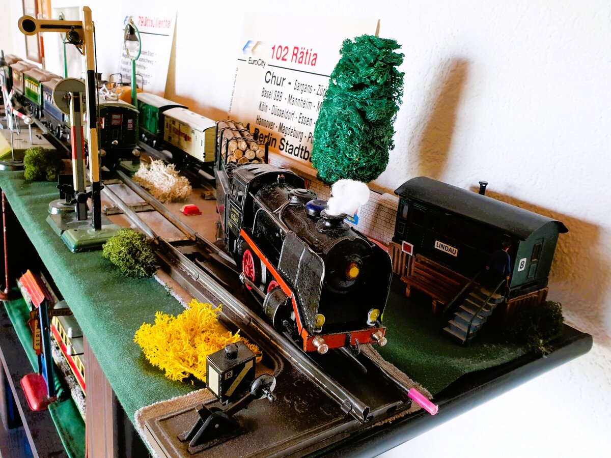 Diorama Spur 0 Antik 1930er/1950er Jahre
PW