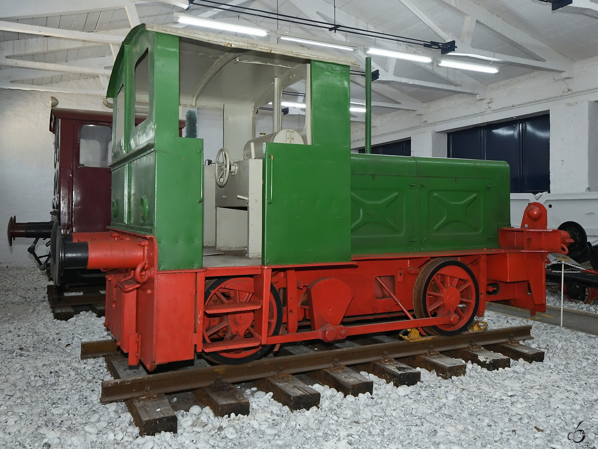  DL 1  ist eine Werkslokomotive Typ 3 D von 1936 des Herstellers O&K Babelsberg. (Oldtimermuseum Prora, April 2019)