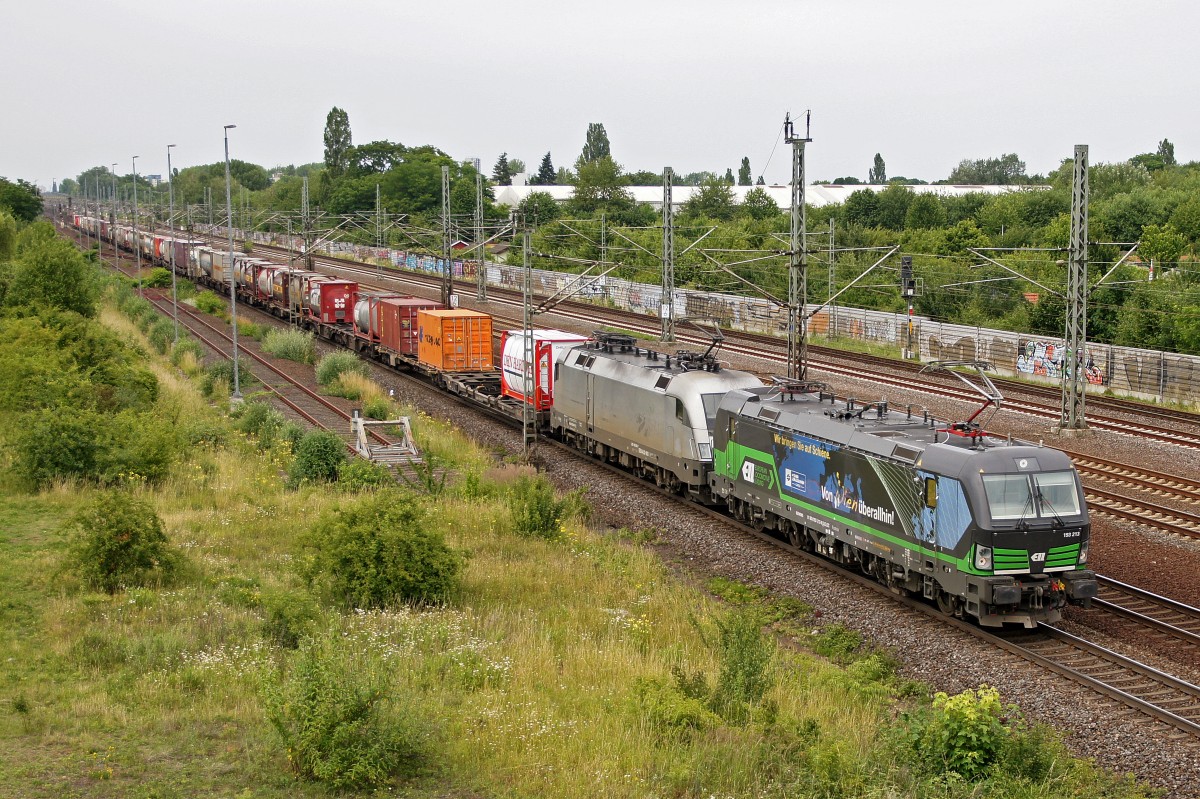 Doppel aus Lok 193 213 und BR 1216 am 28.06.2015 in Köln-Porz.