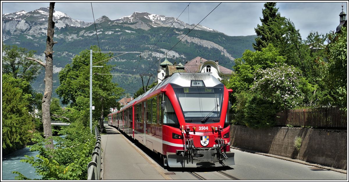 Doppelführung von zwei Allegra bei R1432 von Arosa nach Chur mit ABe 8/12 3504 + 3508. (23.05.2020)