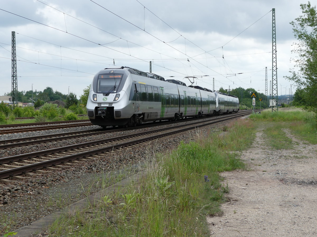 Doppelpack 1442er als S5 nach Halle(Saale)am 12.06.2016 auf der Zwickauer Olzmannbrücke.