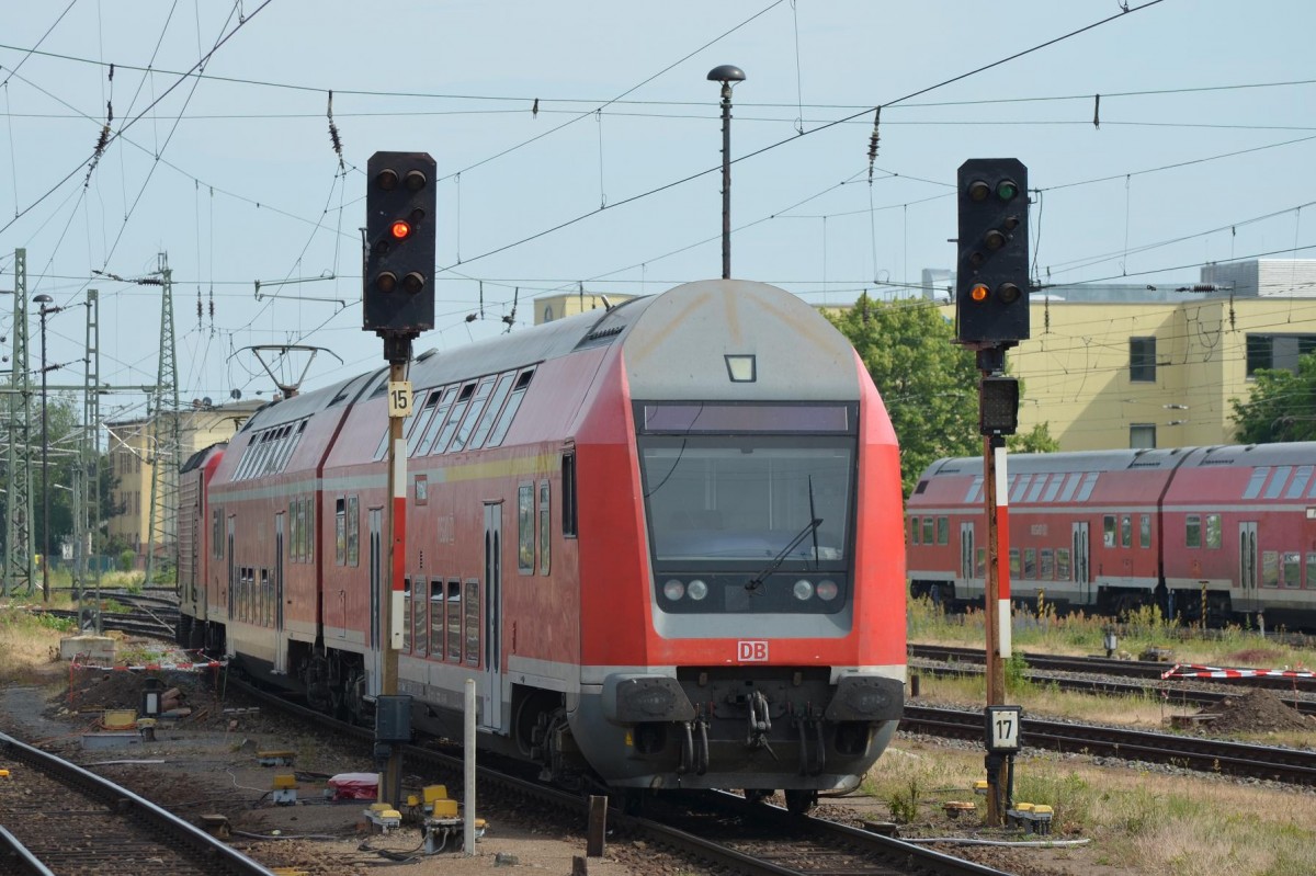 Doppelstocksteuerwagen DB 50 80 86-03 123-6 DABbuzfa in Halle (Saale) Hbf 14.06.2015