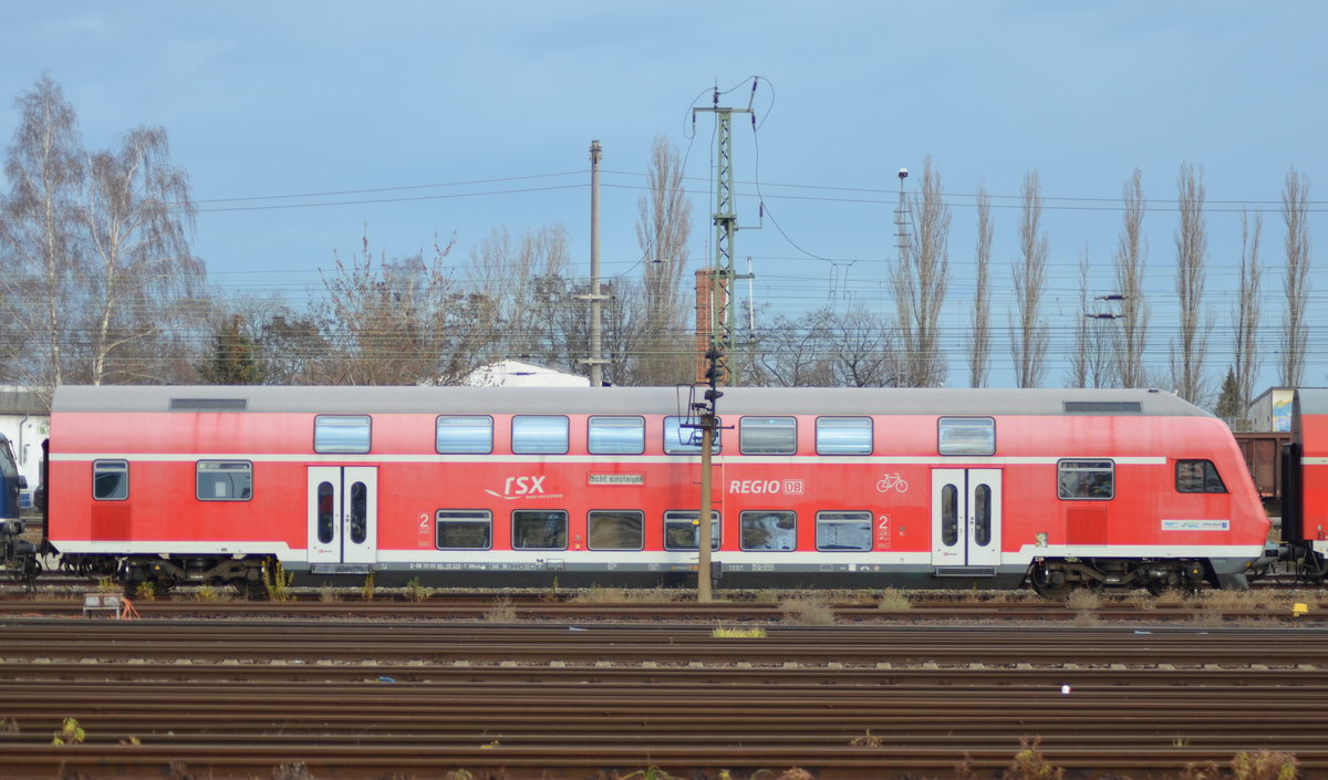 Doppelstocksteuerwagen ex Rhein Sieg Express DB 50 80 80-35 329-7 DBbfza  im DB Stillstandsmanagement Leipzig Engelsdorf 17.12.2019