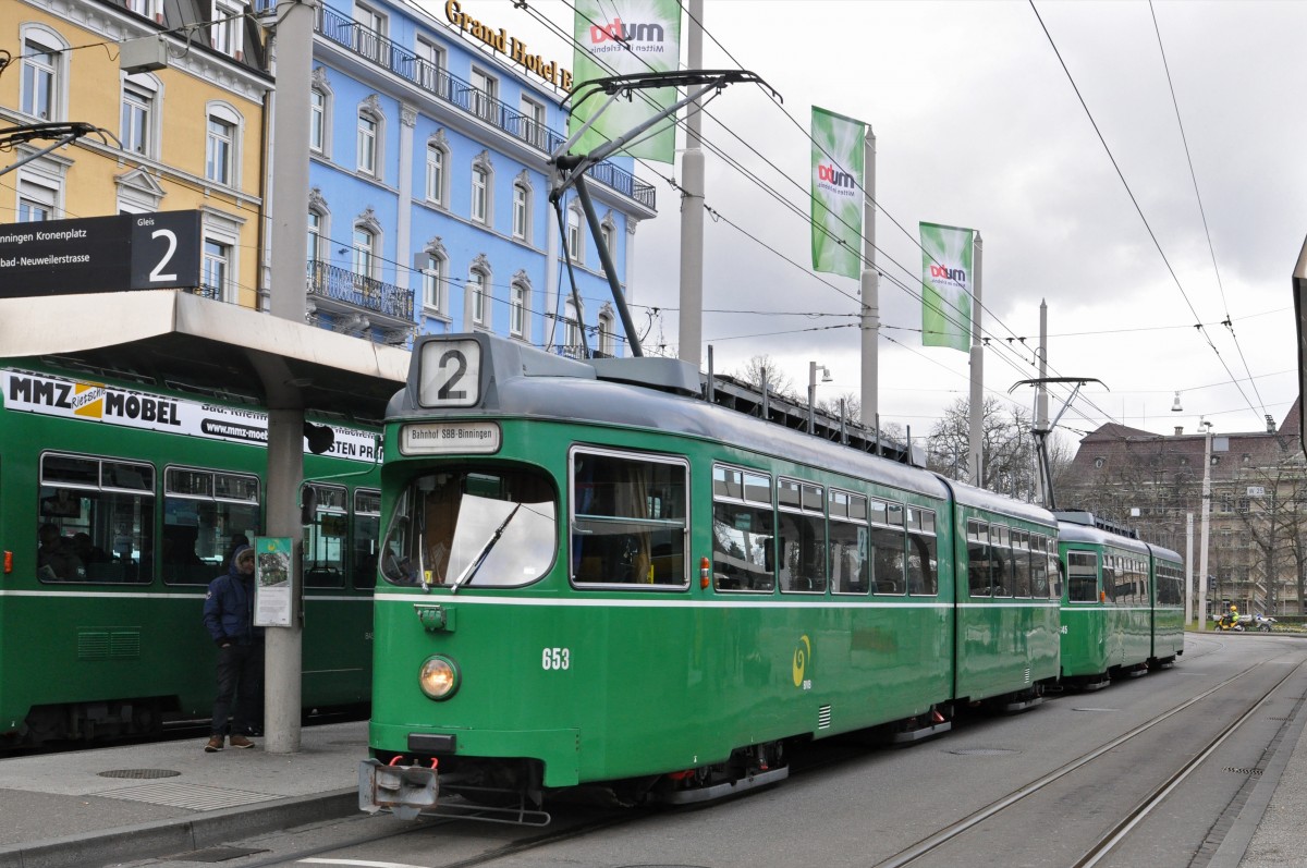 Doppeltraktion mit den Be 4/6 653 und 645 auf der Linie 2 am Bahnhof SBB. Die Aufnahme stammt vom 03.02.2015.