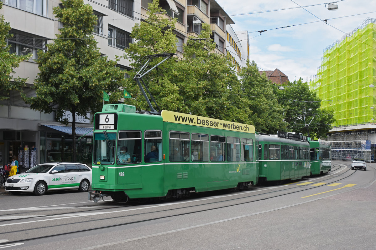 Doppeltraktion, mit dem Be 4/4 499, dem B4S 1491 und dem Be 4/4 497, auf der Linie 6, fährt zur Haltestelle Heuwaage. Die Aufnahme stammt vom 08.06.2020.