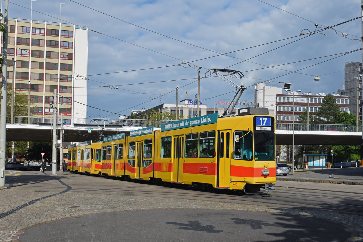 Doppeltraktion, mit dem Be 4/8 246 und dem Be 4/6 225, auf der Linie 17, fährt Richtung ZOO Basel. Die Aufnahme stammt vom 06.05.2019.