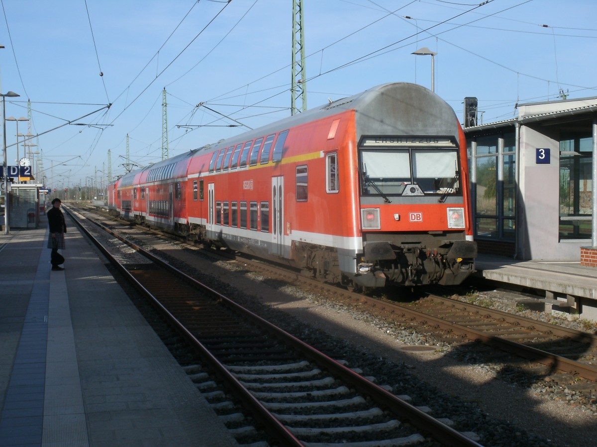Dostoseinsatz zwischen Sassnitz und Rostock und zurück am 29.April 2014 beim Halt in Bergen/Rügen.