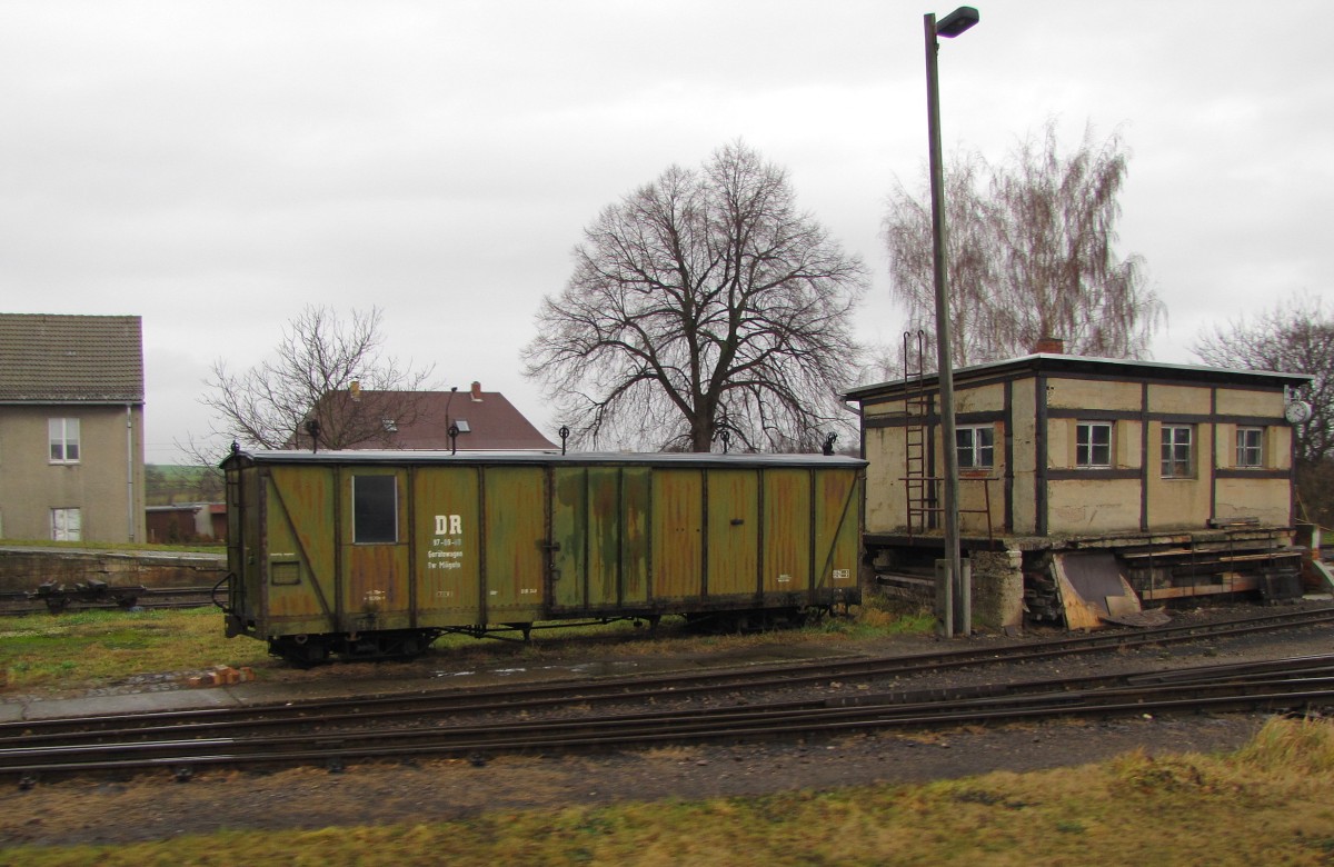 DR 97-09-60 Gerätewagen Bw Mügeln, am 02.01.2012 in Mügeln.