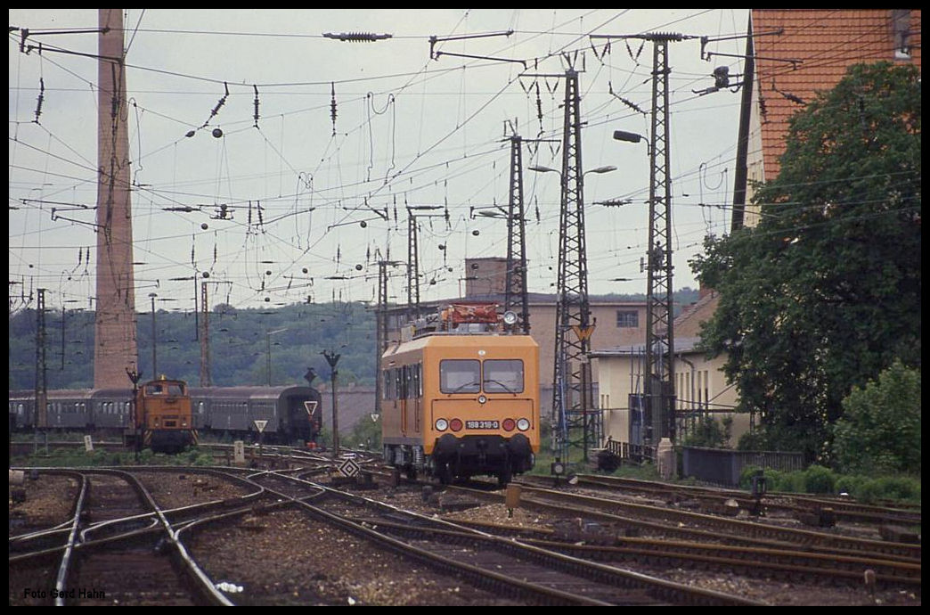 DR Turmtriebwagen 188318 am 7.6.1991 im Bahnhof Weimar.