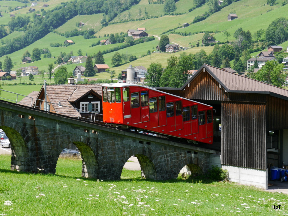 Drahtseilbahn Unterwasser - Iltios im Toggenburg Wagen 2 unterwegs am 05.07.2015